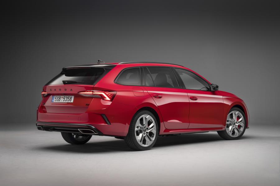  Skoda Octavia RS iV Combi 2020 года  (WW) (фото 15 из 22)